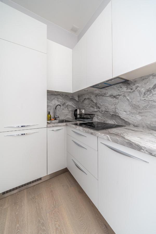 New Comfortable 2 Bedroom Cottage W/Big Terrace Юрмала Экстерьер фото
